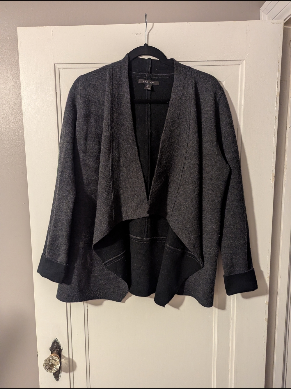 Tahari Charcoal & Black Draped Open-Front Cardigan